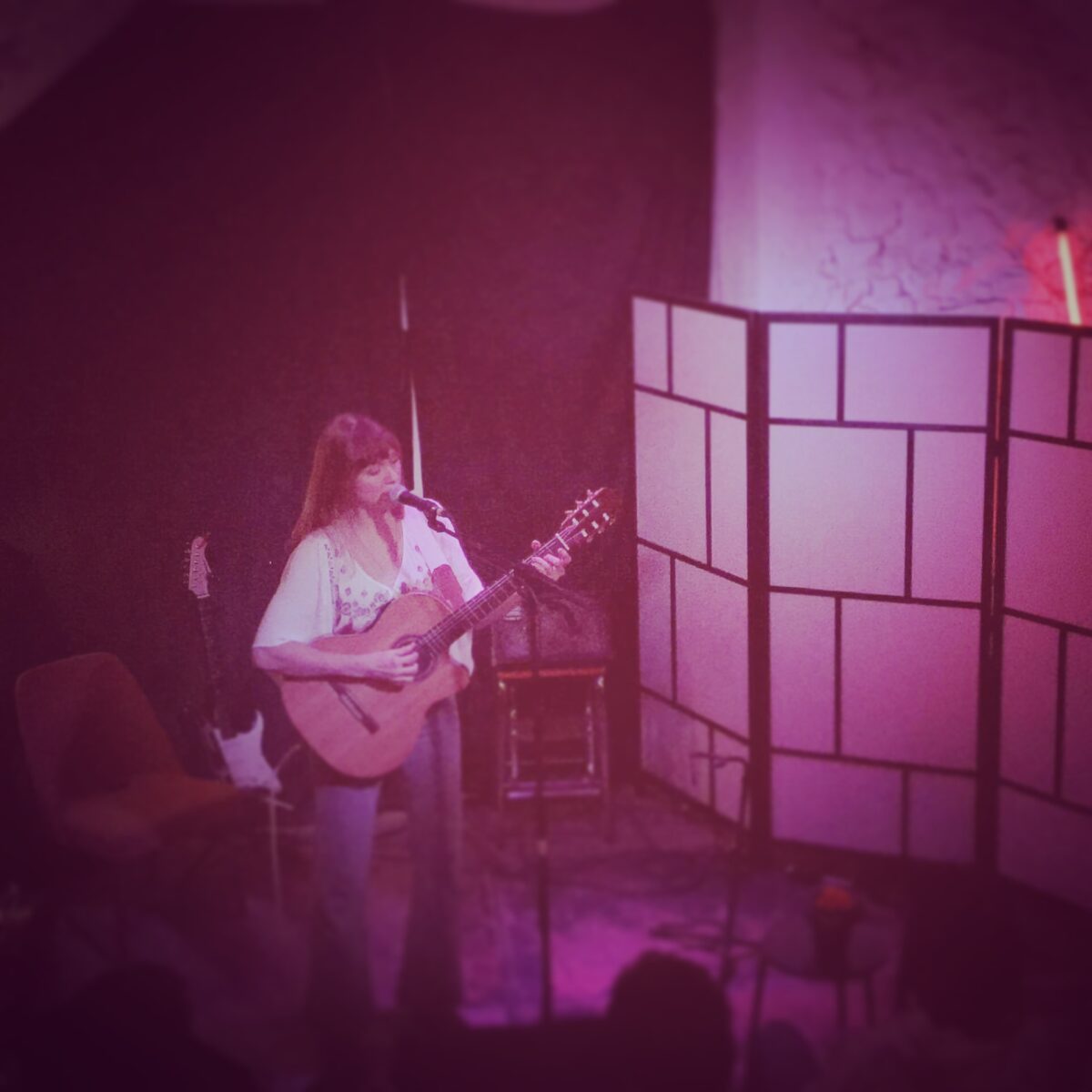 Singersongwriter Katja-Anina Brosius at Konrad